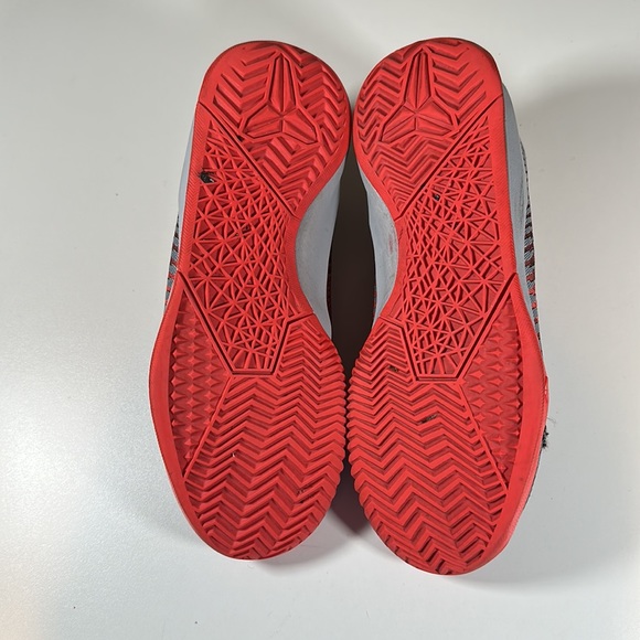 Nike Kobe KB Mentality 2 Crimson Wolf Grey Men’s Size 8 Sneakers 818952-004 - Picture 10 of 11